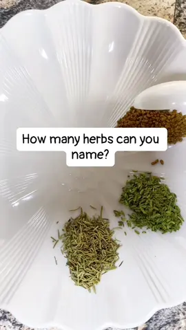 How many herbs can you name? Drop them in the comments 👇 #healthynaturalhair #herbme #naturecures #ayurvedichairremedy #herbalhairoileffect #ayurvedichairgrowthoil 