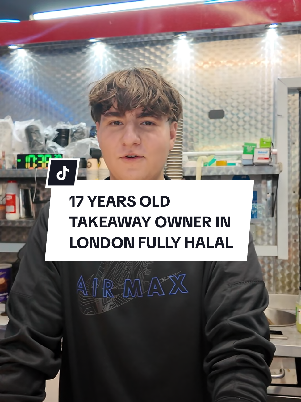 17 years old running his first takeaway smash burger shop in Leyton, London munchbox for only £10 with a drink.  #entrepreneur #supportsmallbusiness #leyton #halalfood #halalfoodlondon #munchbox #cheapmeals #cheapeats  @SmashHaus 