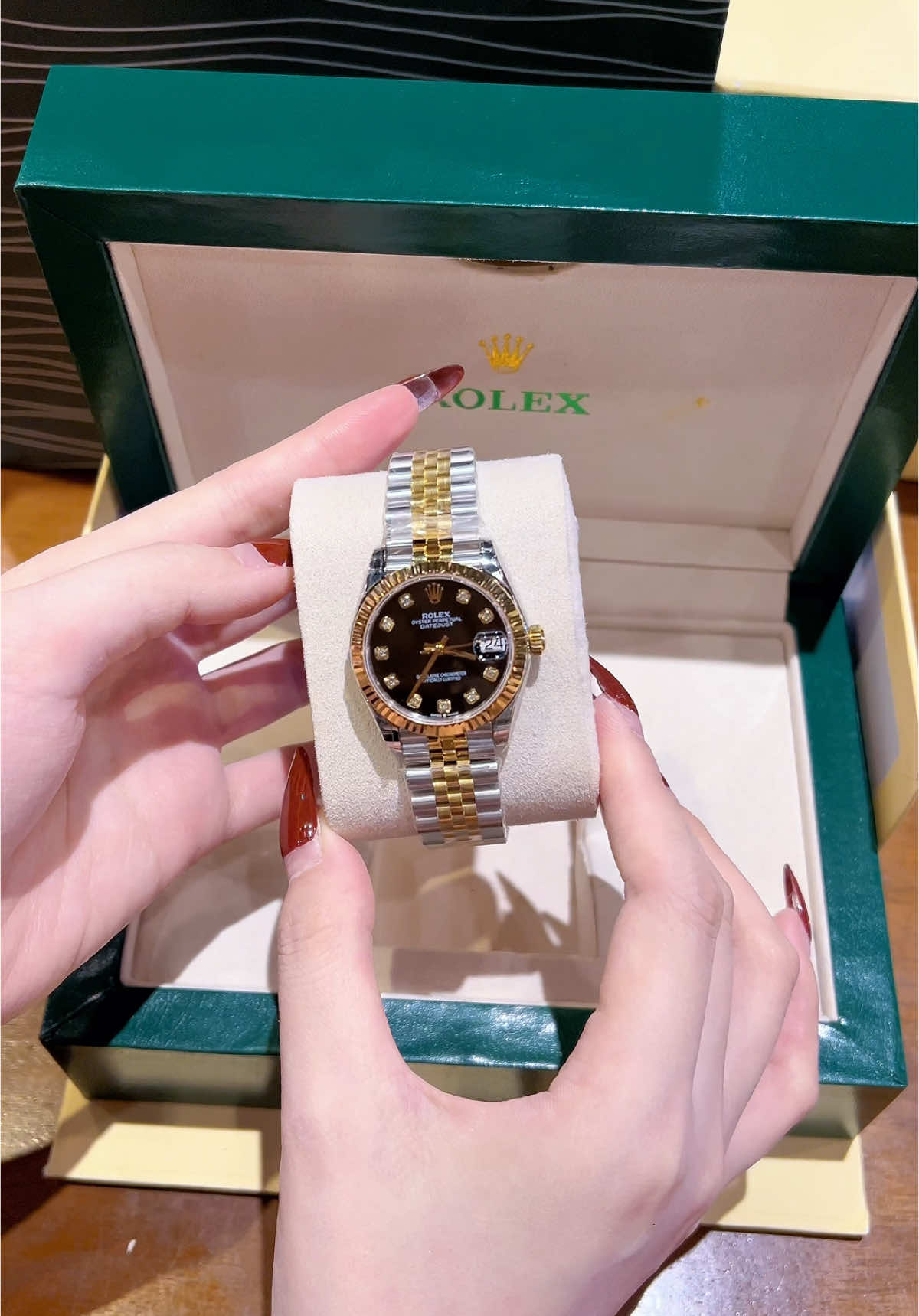 Siêu phẩm RL mặt đen dây demi lên tay tone da , form dáng nét căng lun ạ😍⌚️#xuhuong2025 #watch #donghodep #donghonu #dongho #donghonamnu #donghothoitrang  