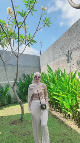 Celana panjang wanita 🤍 #ootdhijab #ootdfashion #celanapanjangwanita #fypシ゚viral 