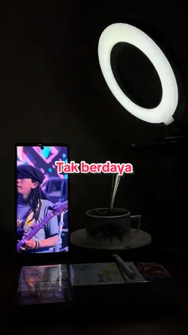 TAK BERDAYA || eva kholiq #takberdaya #evakholiq #mahesamusic #dangdut #dangdutkoplo #kopidangdut #kopistory #ngopisantuy #ngopibosss☕☕☕ #hkmusic #bahanswmu #bahanswmubolo😁 