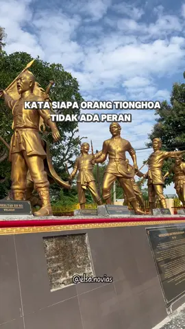 Perlawanan Tionghoa-Jawa melawan VOC yang tidak diketahui banyak orang. Karena ada peran orang Tionghoa mungkin tidak disebutkan, biasalah ya 🥲 Padahal ini salah satu sejarah yang penting. Kalo mau tahu sejarah lengkapnya bisa baca buku “Geger Pecinan” #fyp #tionghoa #budayationghoa #tradisitionghoa #sejarahindonesia #tionghoaindonesia #tionghoajawa #voc 