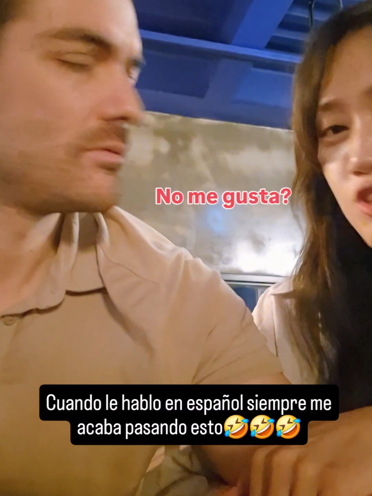 Siempre acabo pillando yo 🤣🤣  #corea #españa #coreano #coreana #couple 