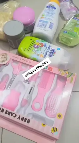 ১/ বাচ্চাদের জন্য ১০ পিসের কেয়ার কীট সেট( baby care kit set) ২/ বেবি লোশন ( baby lotion) ৩/ বেবি বডি ওয়াশ ( baby bodywash) ৪/ বেবি শ্যাম্পু( baby shampoo) ৫/ বেবি ওয়েল ( baby oil) ৬/ সুডোক্রিম ( sudo cream) ৭ / বেবি ফেসক্রিম ( baby face cream)