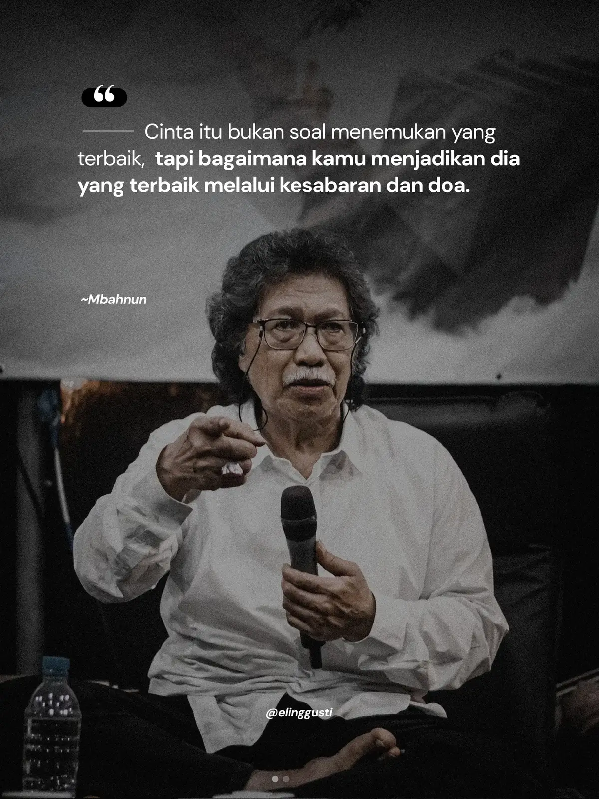 Cinta bukan tentang menemukan yang paling sempurna, melainkan menjadikan yang dipilih sebagai yang terbaik, dengan kesabaran yang tak putus dan doa yang tak henti. ✨️ #caknun #mbahnun #maiyah #katamotivasi