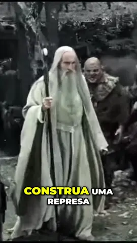 Construindo Represa e Queimando Floresta: A Luta por Saruman O desafio de construir uma represa e manter os fornos acesos é urgente. Precisamos de mais combustível! Nossa jornada nos leva à Floresta de Fangorn, onde faremos o que for preciso por Saruman. #SenhorDosAnéis #Saruman #FlorestaDeFangorn #Represa #Guerra #Aventura #Filme #Fantasia #Tolkien #Combate #shorts