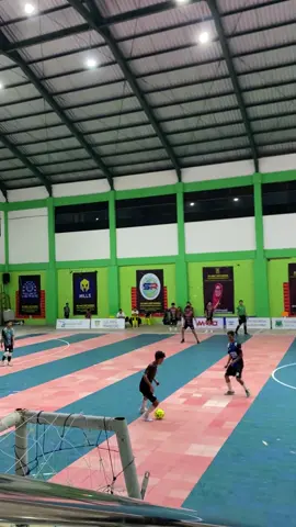 #futsal #futsalplayer #futsalindonesia #fyp pemain gocek di tempt.BIAR ADA NOTIP