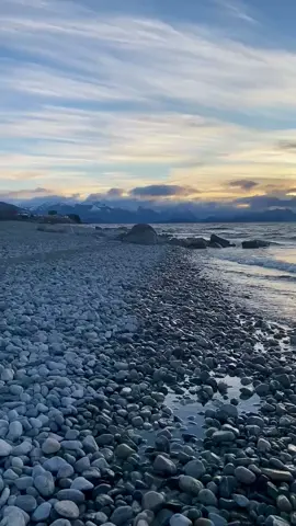 Playa Bonita Lago Nahuel Huapi Bariloche Patagonia Argentina ❤️🇦🇷 #paratiiiiiiiiiiiiiiiiiiiiiiiiiiiiiii #invierno🔥 #atardeceres🌅 #micielo #nuestrocielo #loveyou #rag #parami #amor #mimundofeliz❣️ 