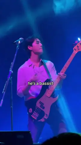 bassist youngk 🎸🔥 #youngk #강영현 #day6 #youngkday6 #kangyounghyun 