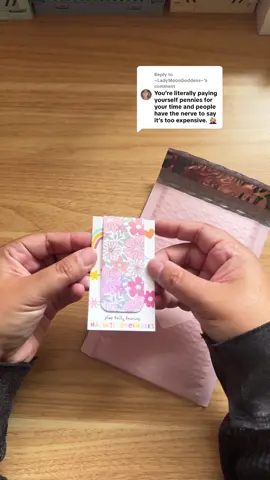Replying to @~LadyMoonGoddess~ showing you how I make my magnetic bookmarks in case you want to make them on your own 🫶🏼 Pack Emma’s order with me!  #howto #howtomake #BookTok #bookmark #bookmail #bookmarkshop #booktokfyp #bookcommunity #booktokrecs #magneticbookmarks #DIY #diyproject 