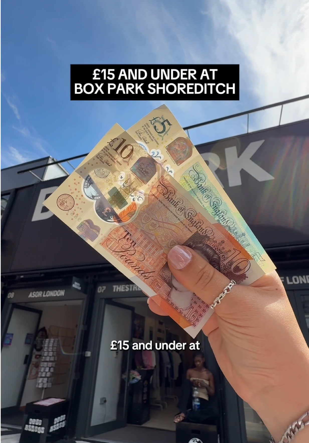 £15 and under, Part 14: Box Park Shoreditch 🍪 Save this for your next trip to London and comment where we should go next! 💰 #budgetdayout #budget #boxpark @BOXPARK 