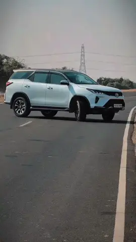 #fyp #fortunerlover💀🥸✅ #viralvideo #car #fyp #foryoupage #foryou #fortuner 🫡😨😎😍🥰😇