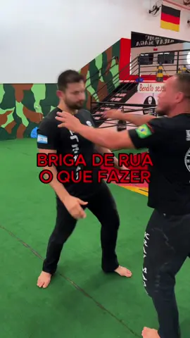 Você nao quer briga, mas precisa entender que vai cruzar com alguém que quer em algum momento! Ou você sabe se defender ou será agredido por um valentão ‼️