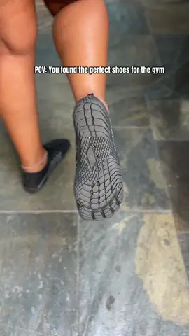These are perfect for leg day iykyk. They’re super light weight & have just enough support balance.  #barefootshoes 
