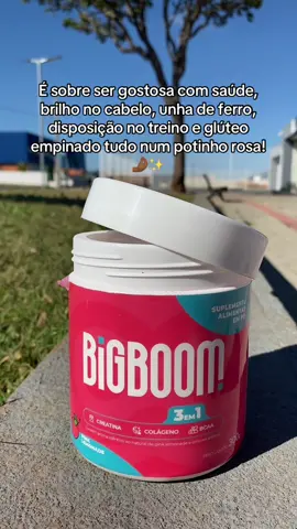 Se você já tá dando seu máximo no treino… Talvez esteja na hora de dar o suporte certo pro seu corpo por dentro também. Essa creatina rosa tem fórmula completa: 💗 Fortalece os músculos 💗 Dá mais energia e foco 💗 Cuida da sua pele, cabelos e unhas É o combo ideal pra quem quer força, definição e feminilidade no mesmo produto. E o melhor: sem inchaço e com resultado visível! #creatina #musculação #academia #suplementos #bigboom 