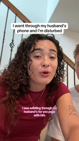 It’s hilarious and disturbing at the same time 😂 #meghanandjack @awkwardcuddles 
