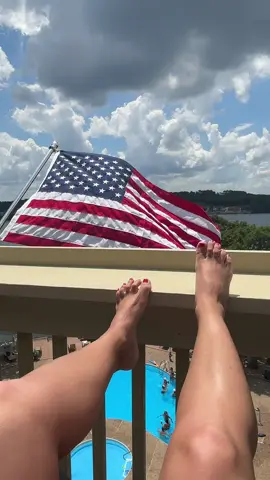 Happy 4th of July everyone! Stay safe. Love you all 🇺🇸🧨