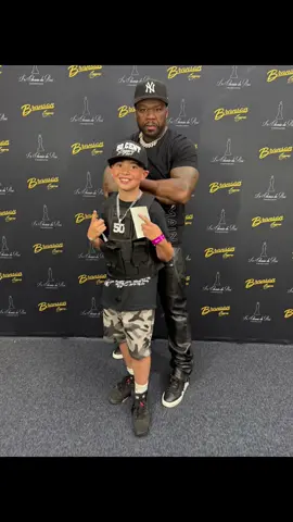Last night I meet @50 Cent  Literally the best night of my life  #50cent #aboogiewitdahoodie #london #tottenhamhotspur #concert #50centmeetandgreet 