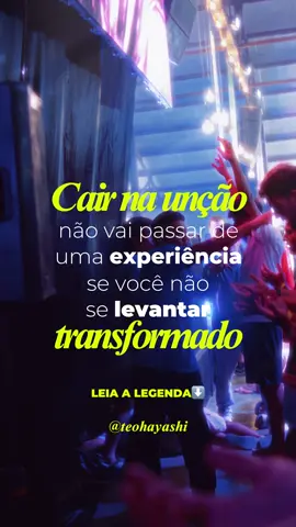A verdadeira unção não é medida por quedas no chão, mas por vidas que se levantam diferentes. Como ensina a Escritura: “E todos nós, com o rosto descoberto, contemplando a glória do Senhor, somos transformados de glória em glória” .​ Não se engane: a unção genuína reorganiza sua vida, alinha seu caráter e te impulsiona a viver de forma santa e eficaz. Se após a experiência você permanece o mesmo, talvez tenha sido apenas emoção, não transformação.​ Portanto, busque a unção que molda, que corrige e que te faz refletir a imagem de Cristo em todas as áreas da sua vida. #fyp #explore 