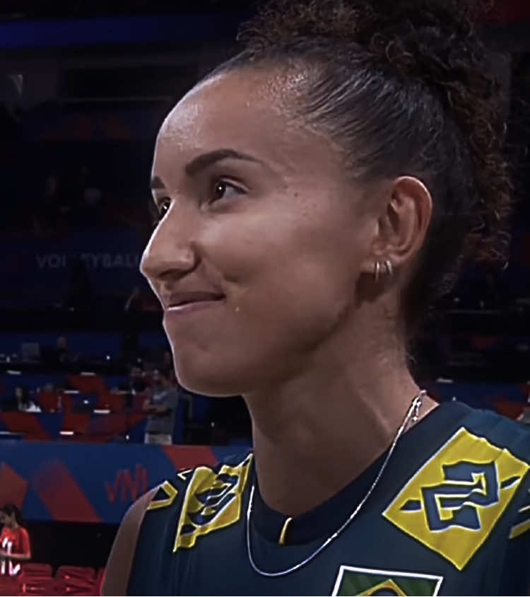 #GABIGUIMARAES: Gabriela. | #sfv #gabiguimaraes10 #katseye #edit #vnl #brazil #brasil #voleibol #volley #volleyball #gabriela  scp: @voleiscenes ⸆⸉ 