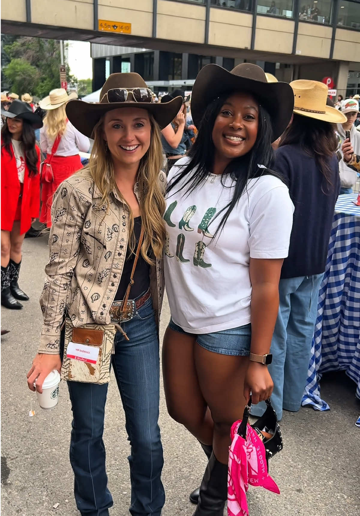 Meeting Shaun Johnston (Grandpa Jack) and Amber Marshall (Amy)from HEARTLAND is the highlight of Calgary Stampede parade. They were so nice😭 #ShaunJohnston #heartland #heartlandranch #grandpajack #calgary #ambermarshall  #alberta #albertarodeo #calgaryrodeo #meetandgreet #grandpajack #cowgirls #cowgirltok #cowboytok #tvtok #cowboyshit  #heartlandseasons #jackbartlett 