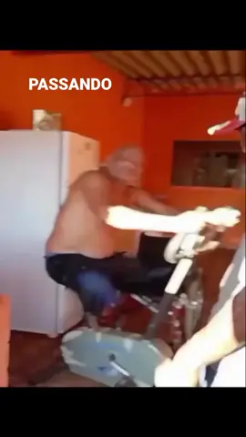 ciclista profissional  #shitposting #shitpostbr  #humor  #memes brasil  #memestiktok  #fyp  #fyppppppppppppppppppppppp  #virau 