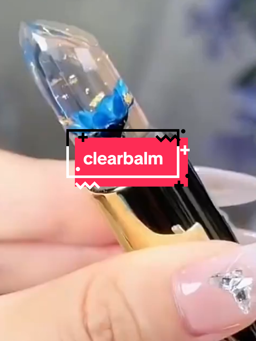 Bibir sehat dan cantik cuma dalam satu langkah! ✨ Clear Balm Lips Transparant, praktis dan efektif untuk menjaga kelembapan bibirmu.  💋  Yuk, cobain sekarang! 😉 #lipstikbungatransparan #lipstiktransparan #lipstikviral #lipstikjellytransparan #lipstick #clearbalm #lessxcocojellylips #makeup #beauty 