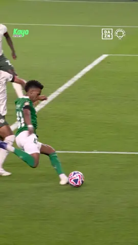 WHO WRITES THESE SCRIPTS? 🤯 Estêvão will join #Chelsea as soon as the Club World Cup is over, but that didn't stop the teenager scoring a sublime equaliser against his future club. 📺 Watch every game of the #FIFACWC live on Kayo Sports.