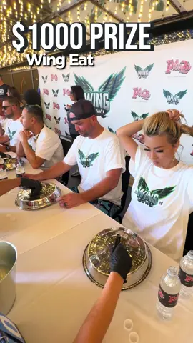Wing eating contest 