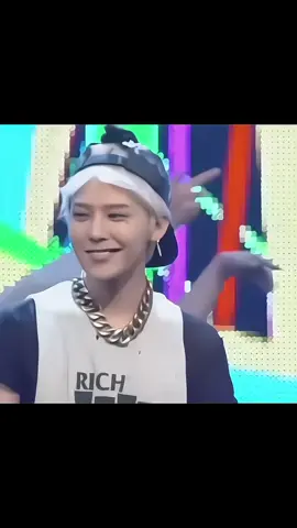 thời tóc bạch kim #xhuong #kwonjiyong #gdragon #gd #jiyong 