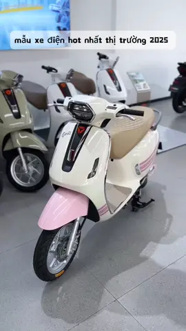 Mẫu xe điện hot nhất thị trường 2025 #xuhuongtiktok #yadea #yadeakhoatien #orissoobin 
