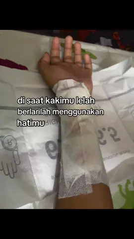 🏃❤️‍🩹 #Running #motivation #masukberandafyp #trending #personalbest #pelarikonten #sad #runningman #fyp #xyzbca #cry #katakatamotivasi 