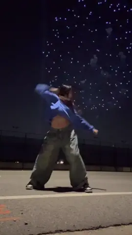 happy 4th!! dc: @Kiana #fyp #foryou #dance #dancer #tiktokdance #dancetrend #lightsdownlow #fireworks #plsblowthisup 
