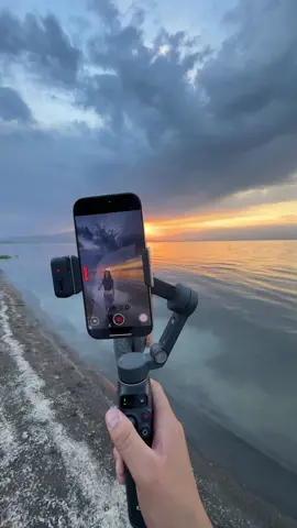 Der Spinshot sitzt. Mit dem Osmo Mobile 7P bringst du Bewegung in deine Story. 🔄📱 #OsmoMobile7P 📹: @onethebaha