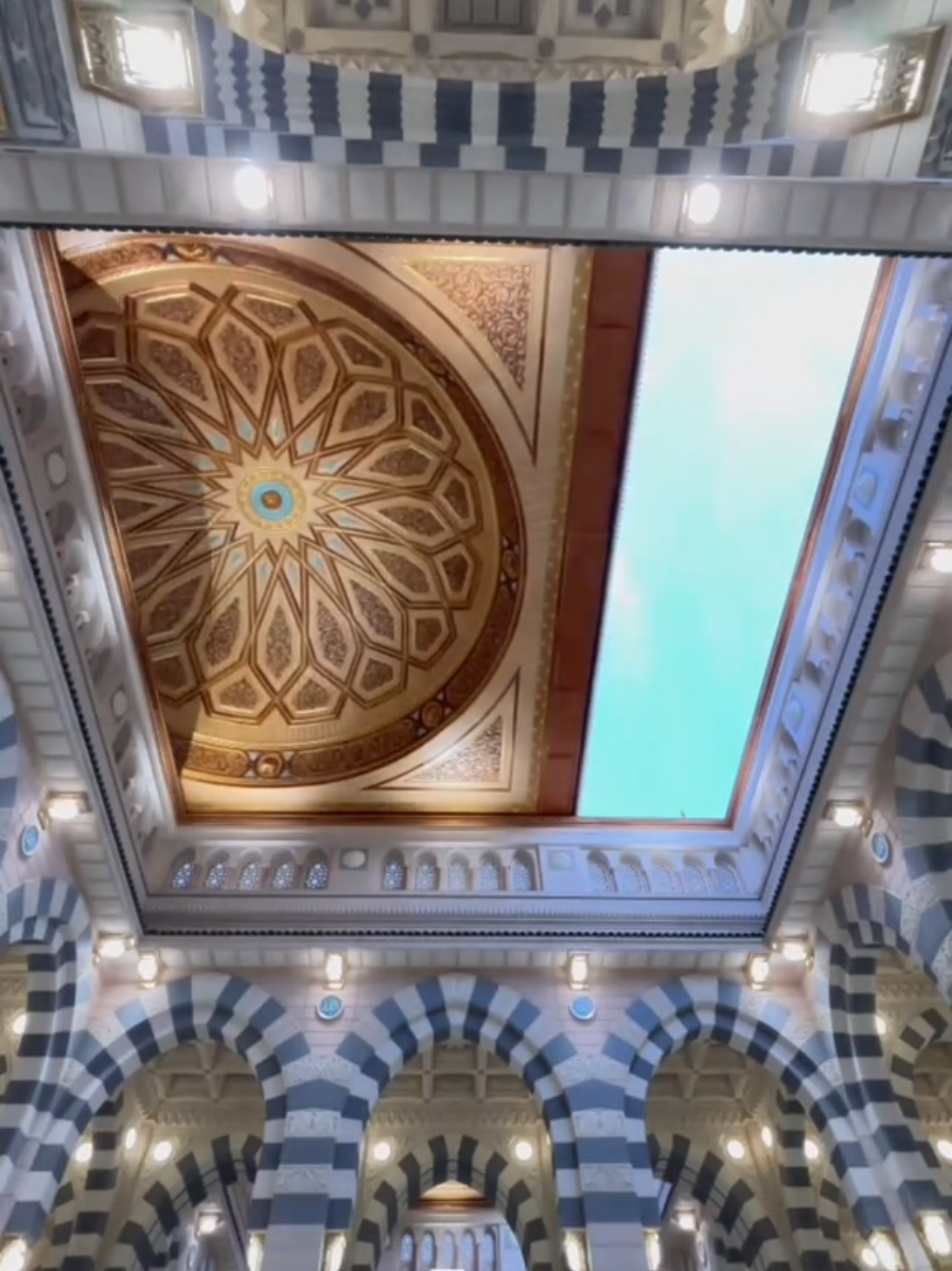 SEDIH  KETIKA MENINGGALKAN MADINAH DAN BERPAMITAN KEPADA RASULULLAH #haji2025 #raudhah #raudah #masjidnabawi #madinah #madinatulmunawwarah #makamrasulullah #BERPAMITANDENGANRASULULLAH 