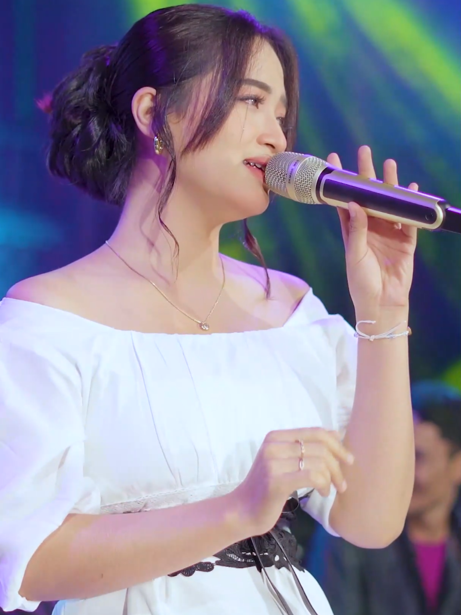 Rindunya Hatiku ~ Era Syaqira CEK YT CHANNEL : AKHTAR MUSIC @erasyaqiraa @akhtar.music #rindunyahatiku #khatulistiwarecord #khatulistiwaartismanagement #storytime #storywa #storysad #laguasik #MUSICAMBYAR #akhtarmusic #MUSICGALAU #dangdutambyarsoundtiktokfiral #dangdut
