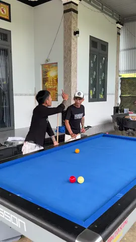 Báy lâu nay tí diễn tấu hài cho ae xem thôi.nay xin phép lộ cơ cho ae xem luôn 