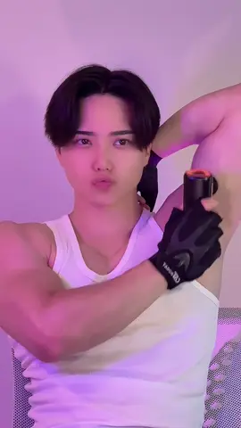 Hurry up and teach me how to use this machine! 😡💦🥵🫨 早くこのマシーンの使い方を教えてよ😡รีบสอนฉันวิธีใช้เครื่องนี้สิ! 😡 Cepat ajari saya cara menggunakan mesin ini! 😡빨리 이 기계 사용법을 가르쳐줘! 😡快点教我怎么用这台机器！#AAALASPARATUCURRO 