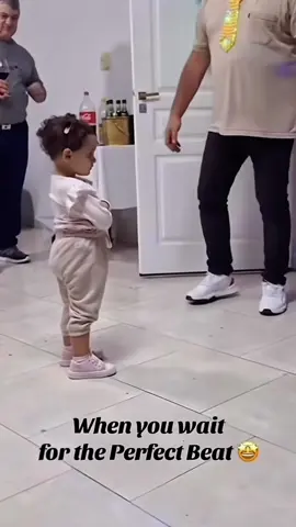 Dancing baby ❤️🥰 #babiesoftiktok #baby #adorable #dance #happy #foryou 