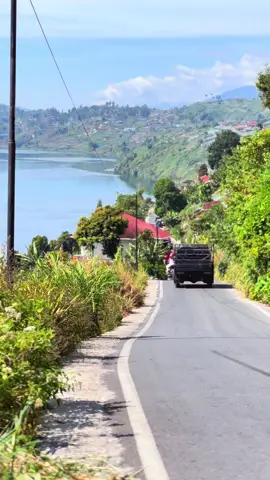 Sumut atau sumbar nih?#alahanpanjang #sumbarrancak #lewatberandafyp #fyp #viral #danauateh 