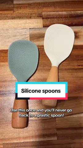 Silicone spoons with wooden handles #siliconespoon #tiktokmademebuyit #dealsforyoudays #tiktokpartner #tiktokmarketplace #shopping  #tiktokshop 