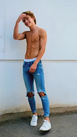 #modeshooting #model #mode #design #amazing #wowbharabite #boy #boymodel #sweet #ti #tik_tok #tiktoknews #tiktoker #tiktokviral #viral #videoviral 