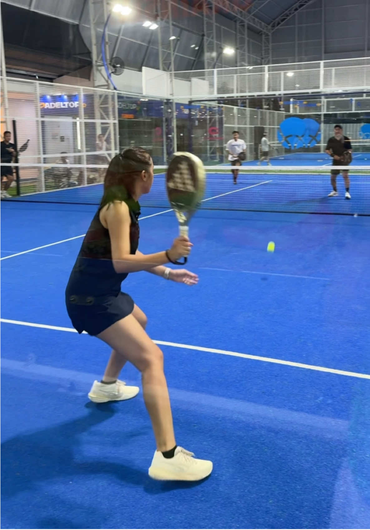 Baru cobain raket ini lsg jatuh cinta, rasanya effortless 🥰🔥 #sports #sportsontiktok #olahraga #olahragatiktok #padel 