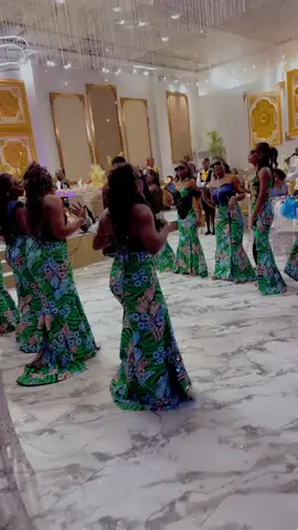 Mon jour de gloire❤️🎉🫶🏾💍#traditionnalwedding #pourtoi #congolaise🇨🇩 #kinshasa🇨🇩 #muanamboka🇨🇩🇨🇩🇨🇩 #viraltiktokvideo @Divine de Dieu ❤‍🔥✝️🤲 @@sephoraBatukeba4 @Ursille la citrouille 🎃 