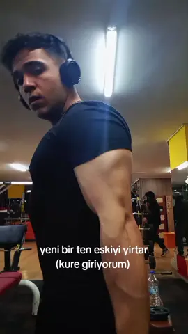 yapma babaa🤯 #bodybuilding #steroid  #testosterona 