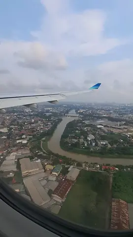 allhamdullh landing dengan slamat.. #sukarnohatta #bandarasoekarnohatta  #indonesia🇮🇩 #POLAND #FYP 