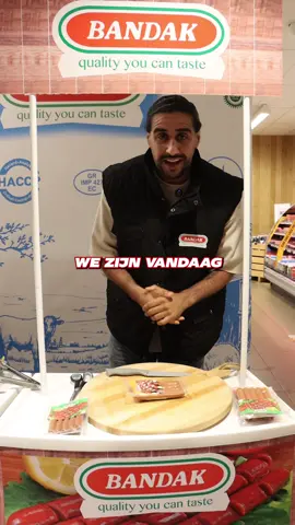Vandaag laat @Anouarvines jullie zien hoe je de Bandak sosis moet voorbereiden! @Jumbo Glanerbrug #fyp #foryou #voorjou 