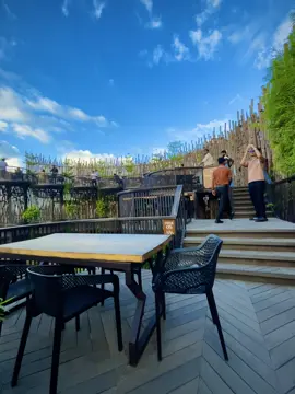 The royal garden 🥰🥰 #tiktok #foryou #foryoupage #viral #plzsupportme🙏 #unfrezzmyaccount #theroyalgarden @TikTok @TikTok Bangladesh @tiktok creators @Sailor Kowsar 