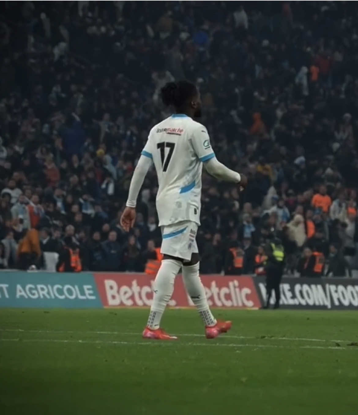 Jonathan Rowe.. #om #marseille #olympiquedemarseille #football #pourtoi #fyp #foryou #baller #stricker #angleterre #england #losc #ol #viral #sadfootball #sad 