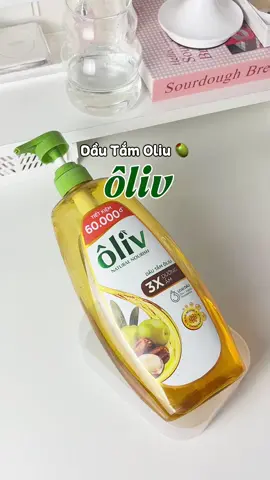 dầu tắm nhà oliv, hương thơm dịu nhẹ, hợp cả da nhạy cảm 🤌✨🫧 #dautamoliv #dautam #oliv 